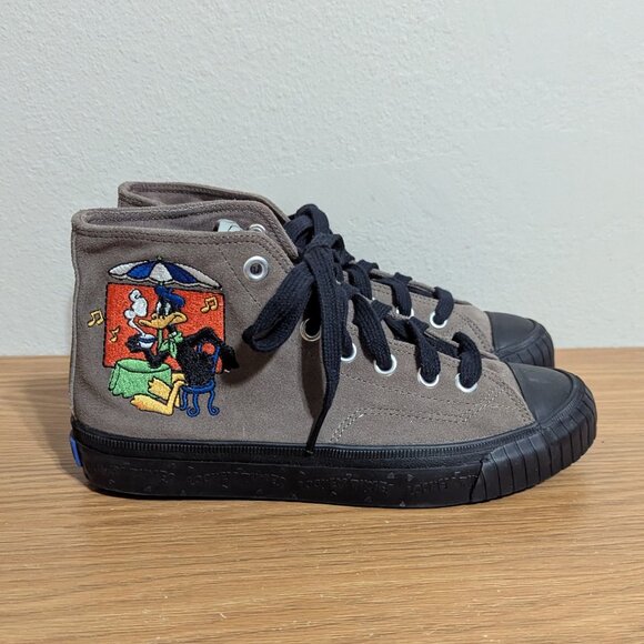 VTG 1993 Looney Tunes Keds  Daffy Duck Size 6.5 - Picture 1 of 11